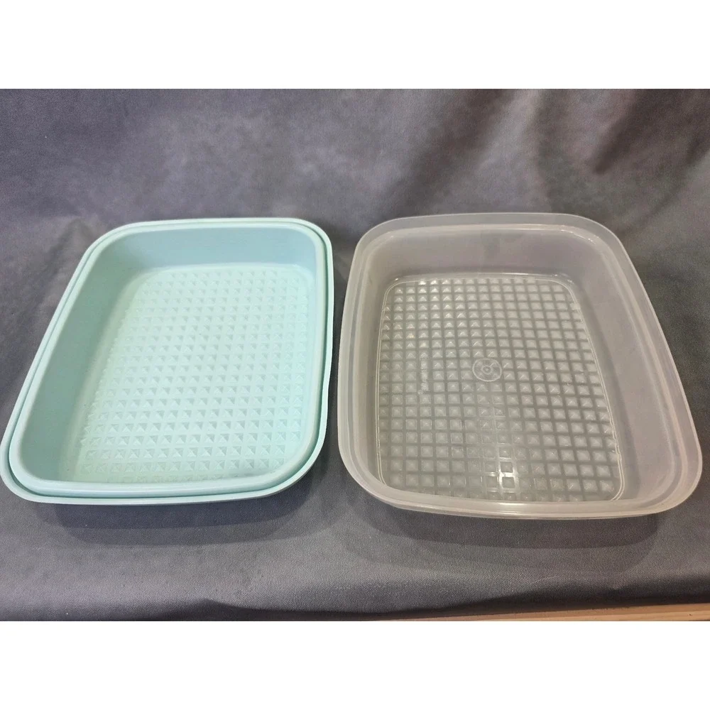 Vintage Tupperware Mint Green Rectangular Cake Taker Food Storage Container Set